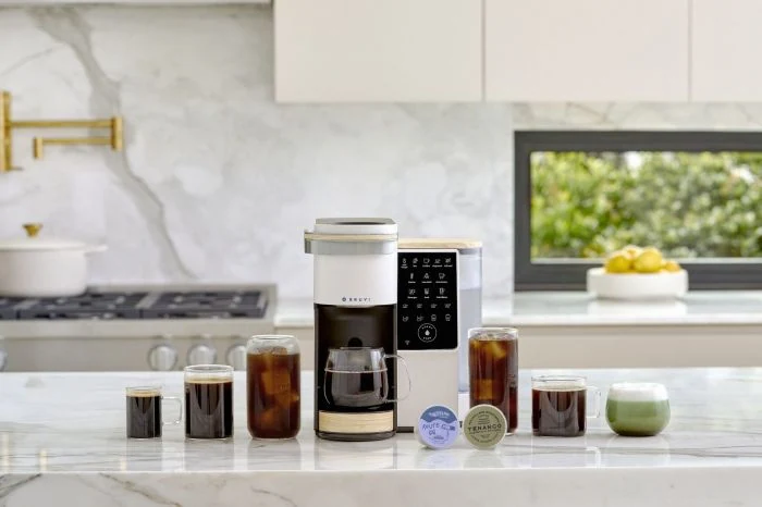 10 Fall Gifts She Will Love, From Fashionistas to Coffee Aficionados