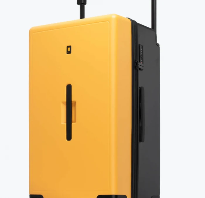 This Luggage Set Makes Traveling Through Airports A Breeze